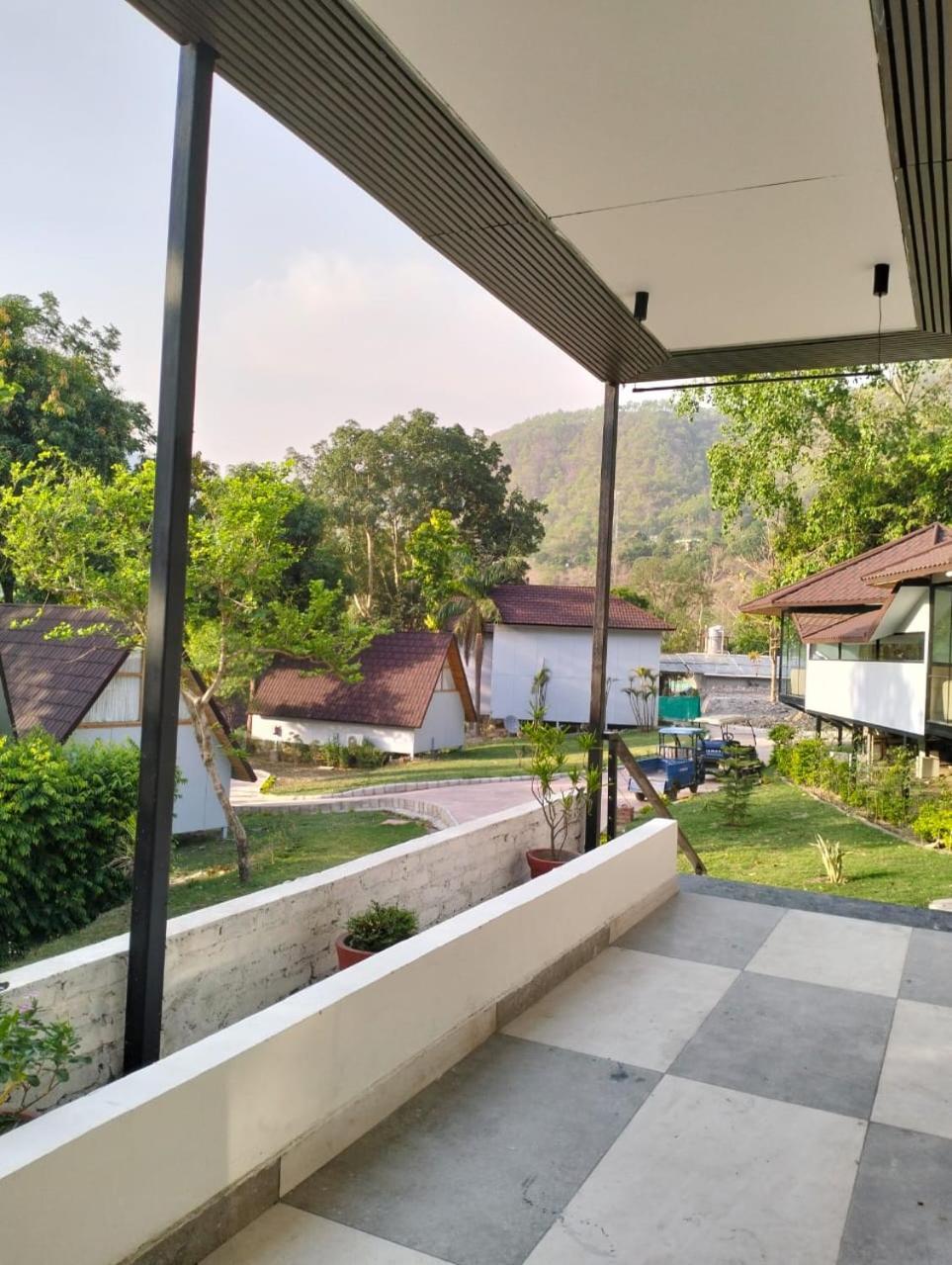 Welcomheritage Tarangi Ramganga Resort Marchula Buitenkant foto