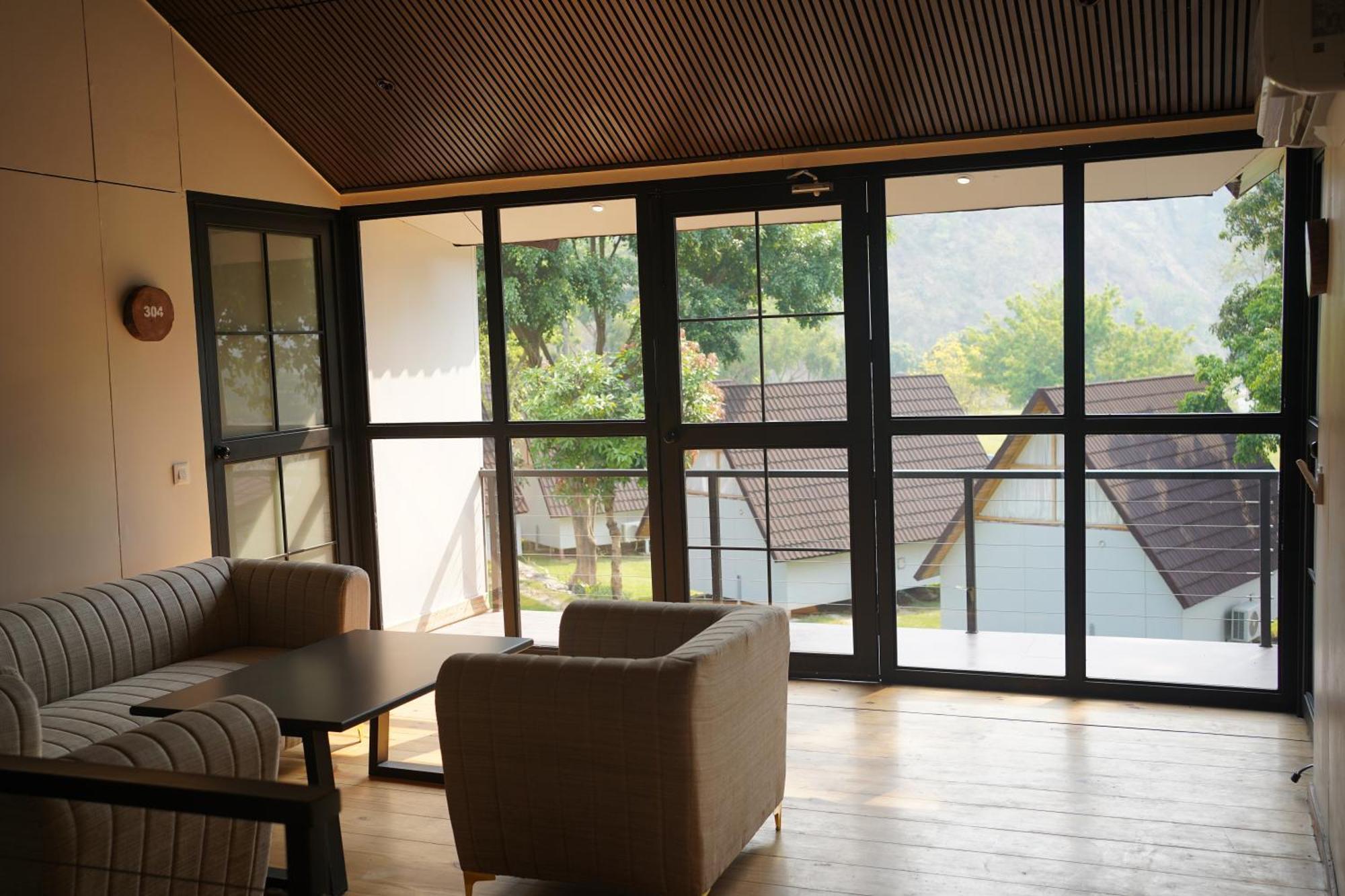 Welcomheritage Tarangi Ramganga Resort Marchula Buitenkant foto