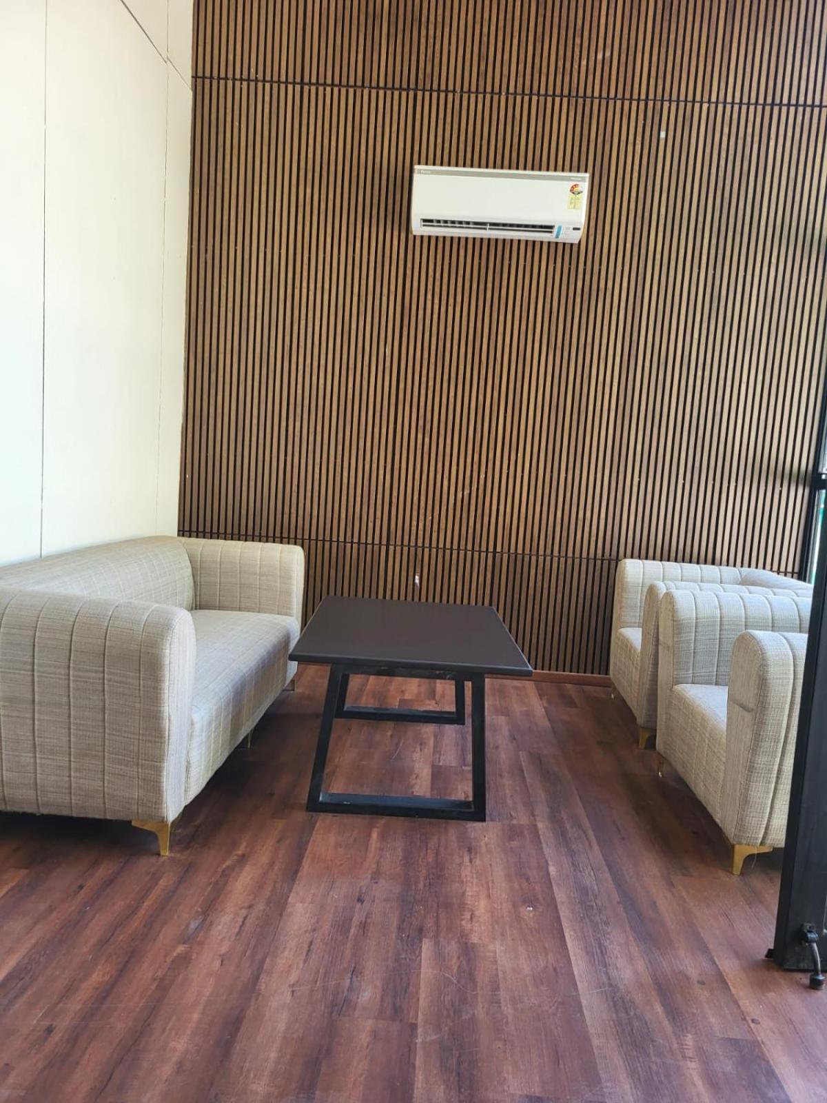 Welcomheritage Tarangi Ramganga Resort Marchula Buitenkant foto