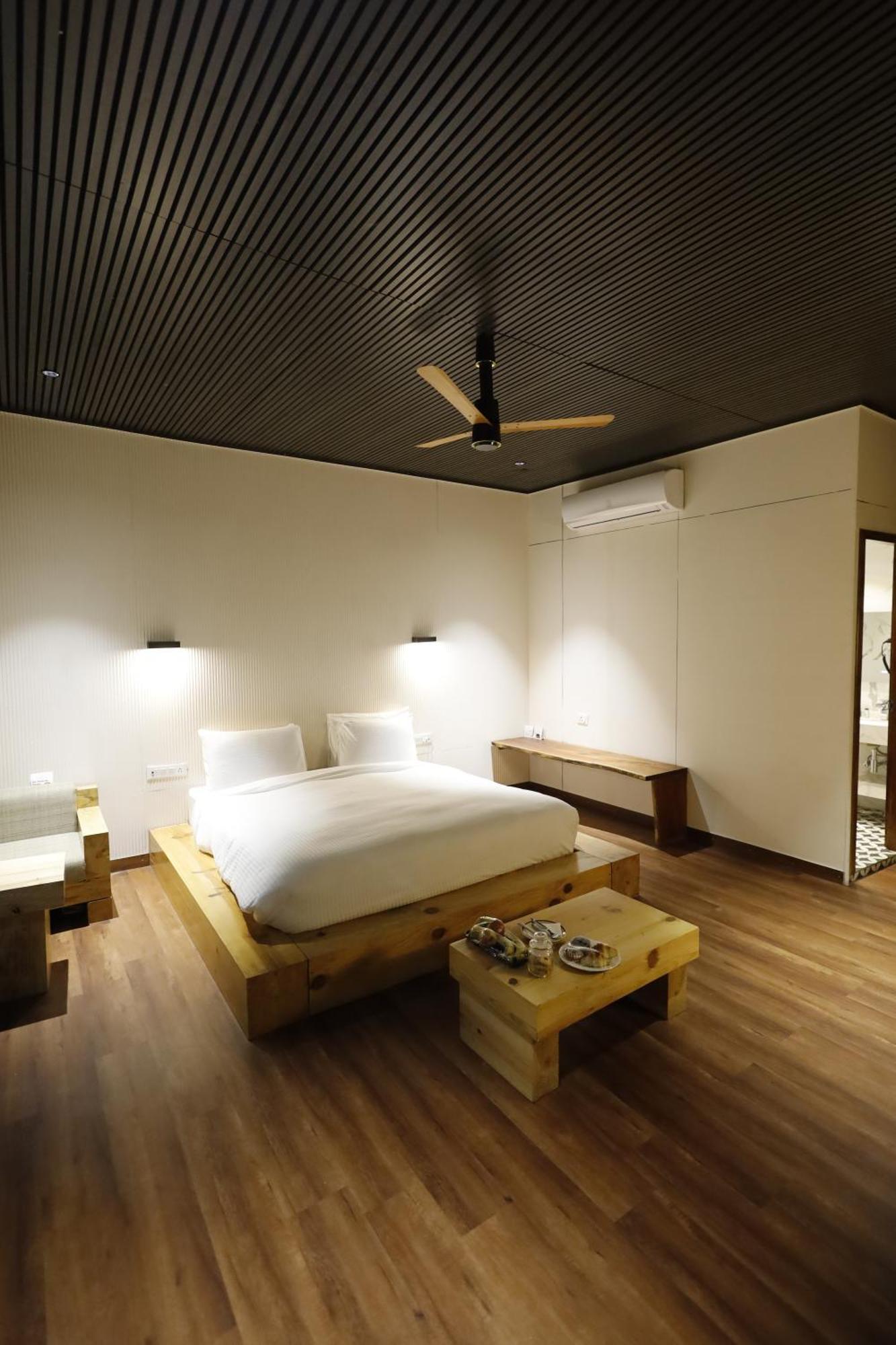 Welcomheritage Tarangi Ramganga Resort Marchula Buitenkant foto